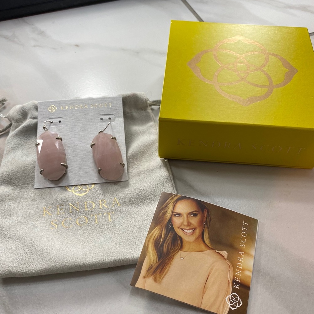 Kendra Scott Esme Oval Dangle Earrings